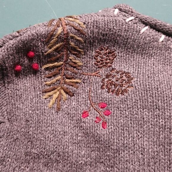 Croft & Barrow Women's Sm Cardinal Design Zipper Front Long Sleeve Sweater - Picture 9 of 9